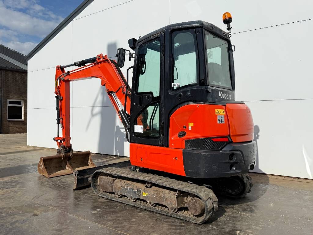 Kubota KX037-4 - Hammer Lines / Quick Coupler
