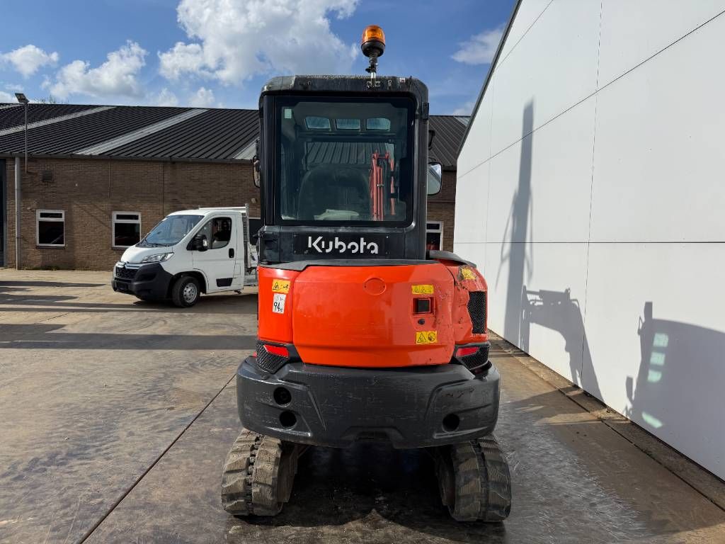 Kubota KX037-4 - Hammer Lines / Quick Coupler