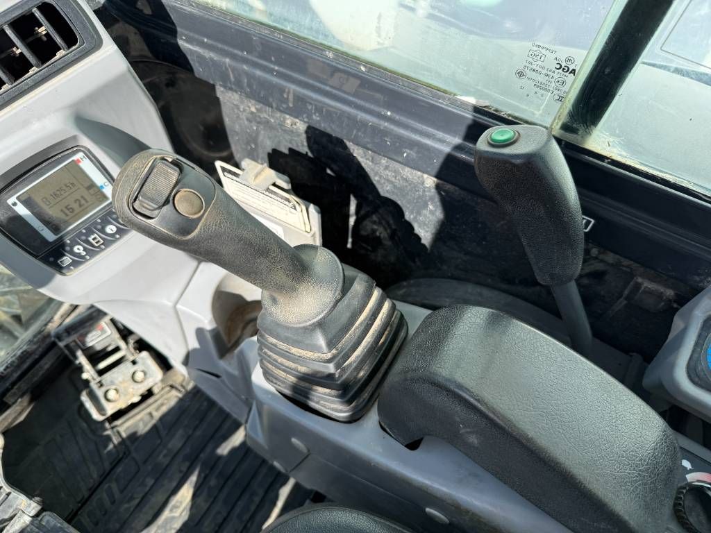 Kubota KX037-4 - Hammer Lines / Quick Coupler