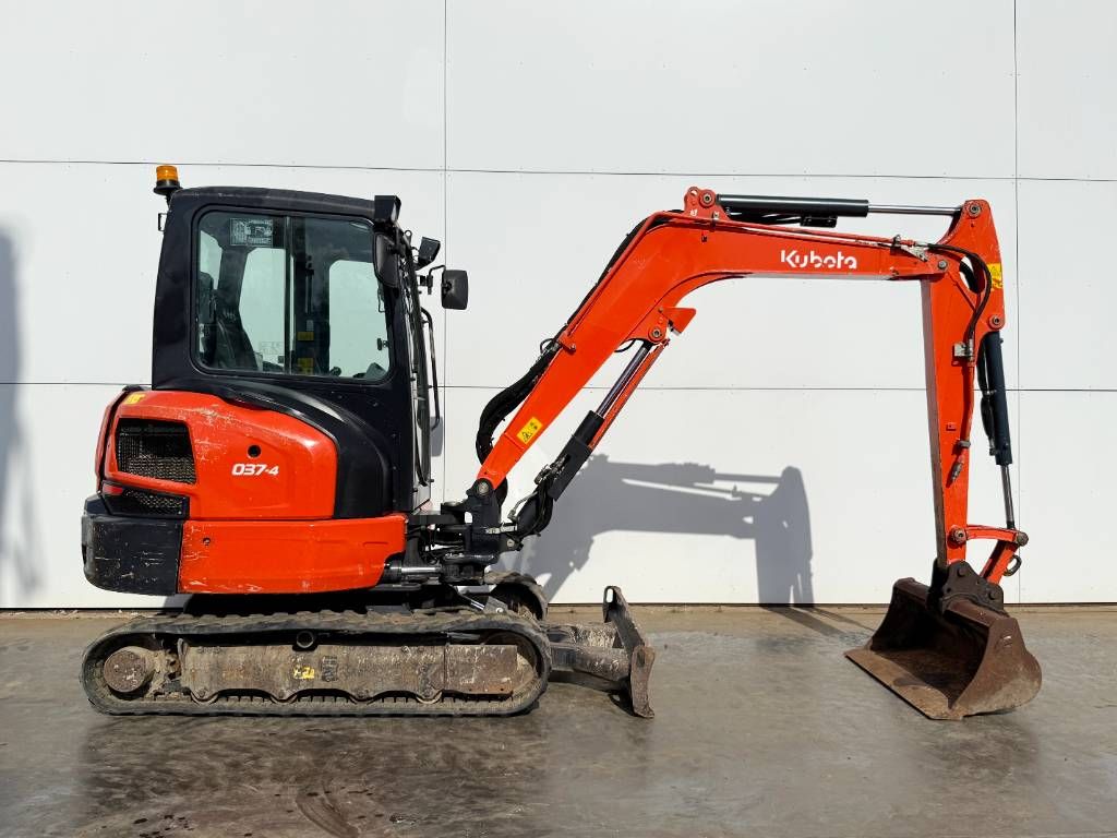 Kubota KX037-4 - Hammer Lines / Quick Coupler