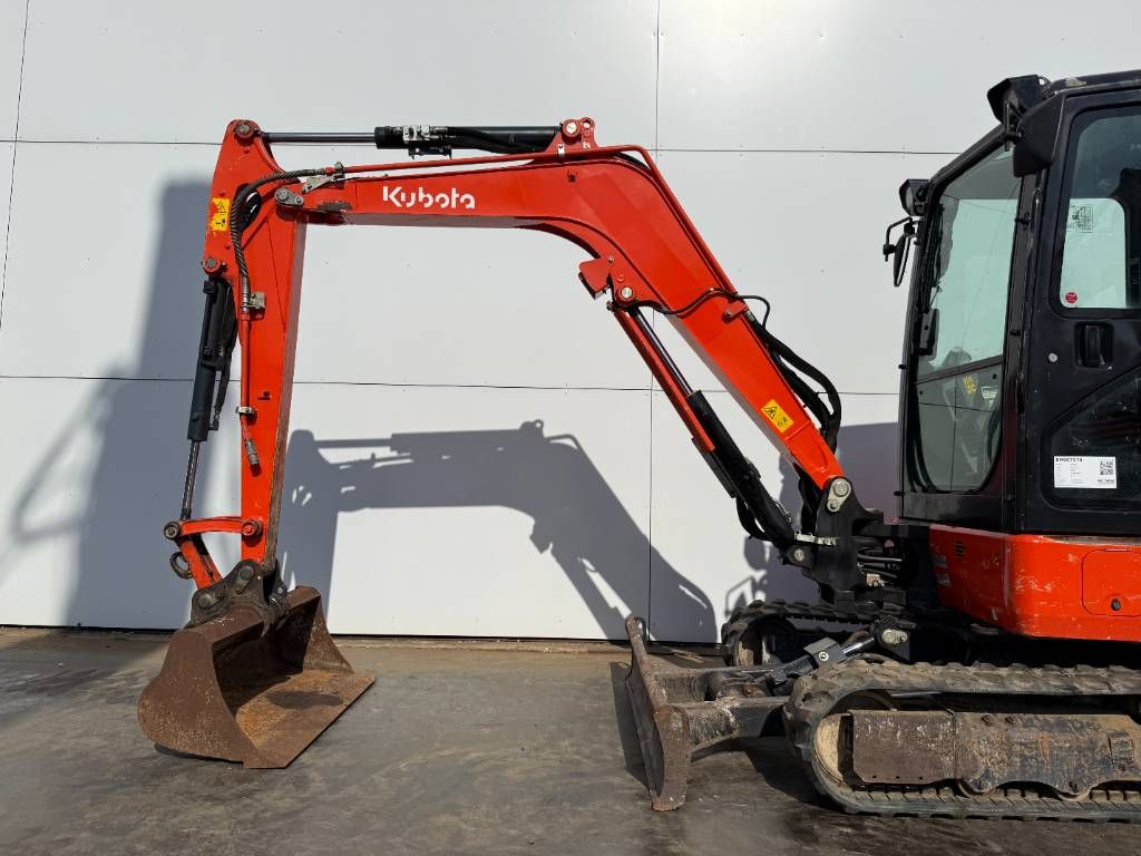 Kubota KX037-4 - Hammer Lines / Quick Coupler