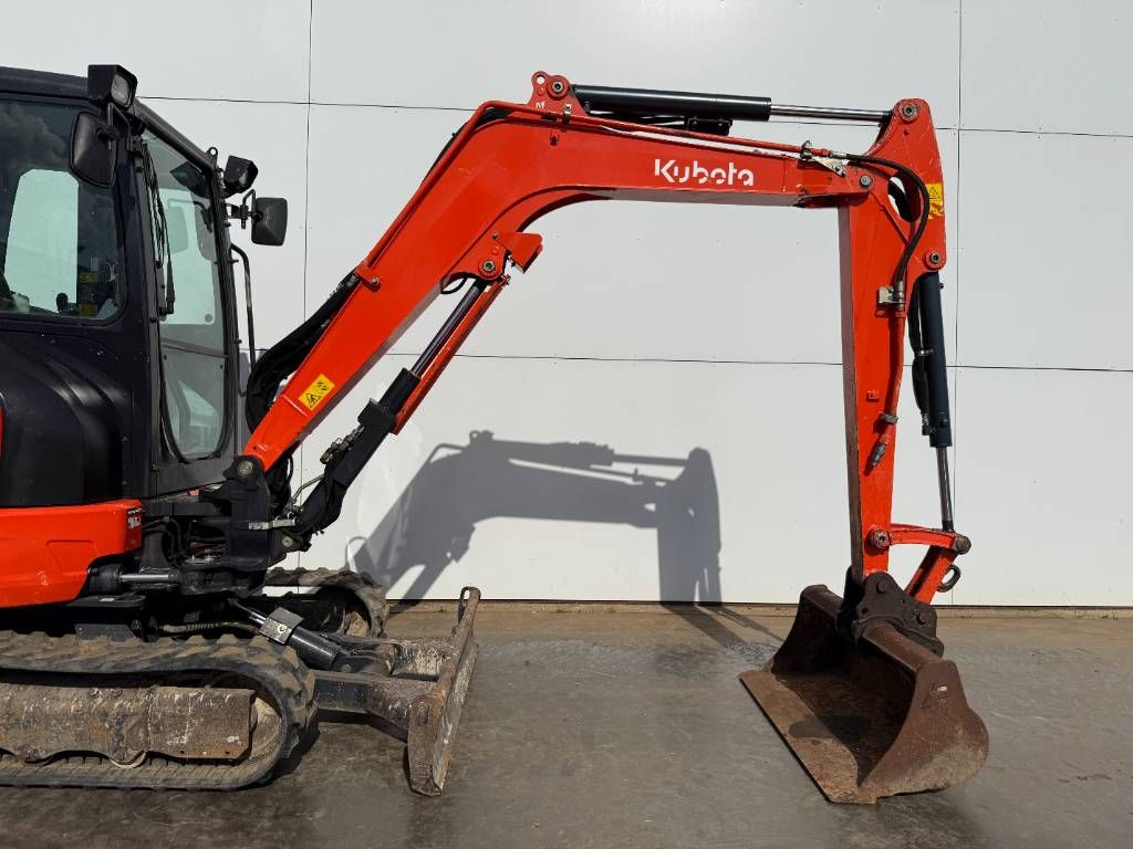 Kubota KX037-4 - Hammer Lines / Quick Coupler