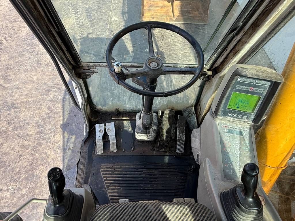 Liebherr A900B Litronic - Triple boom / Extra attachments!