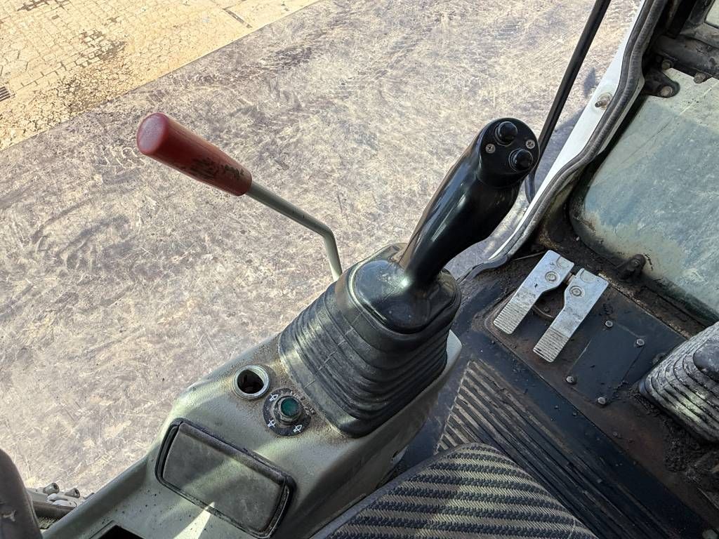 Liebherr A900B Litronic - Triple boom / Extra attachments!