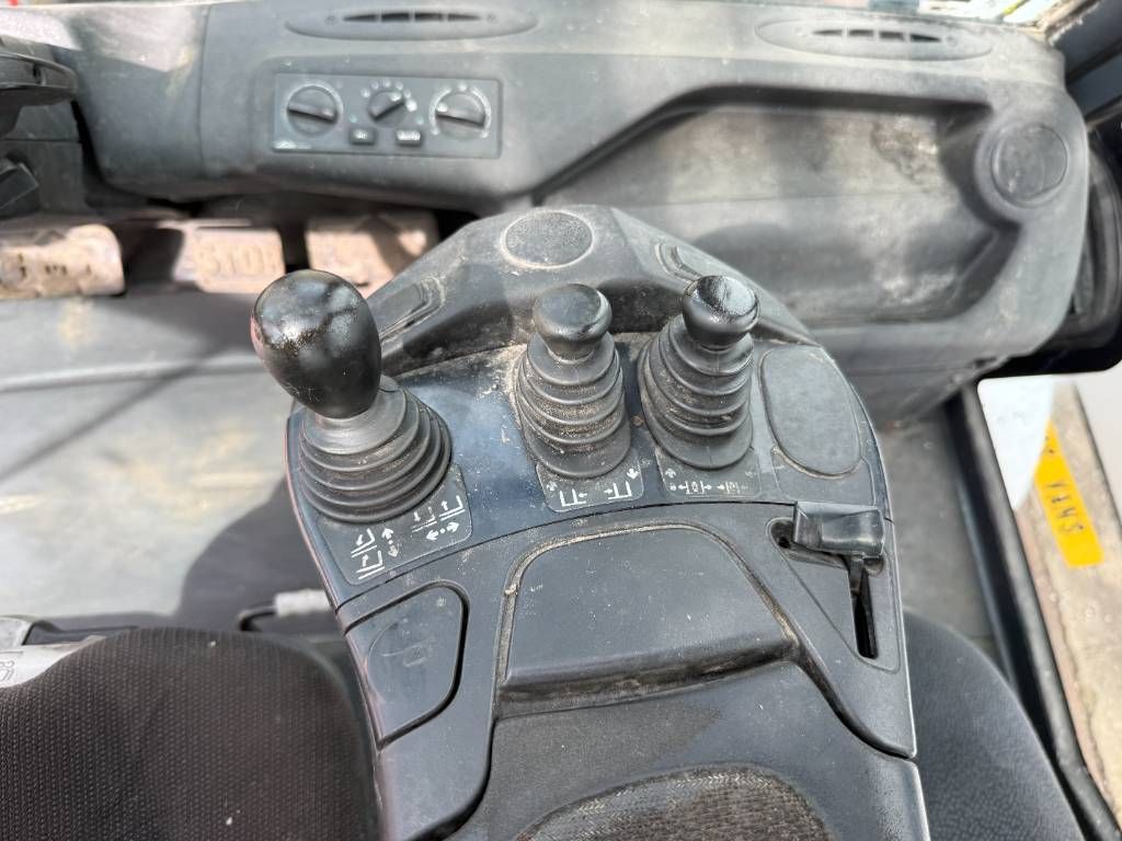 Linde H70D - Duplex / Side Shift / Fork Positioners