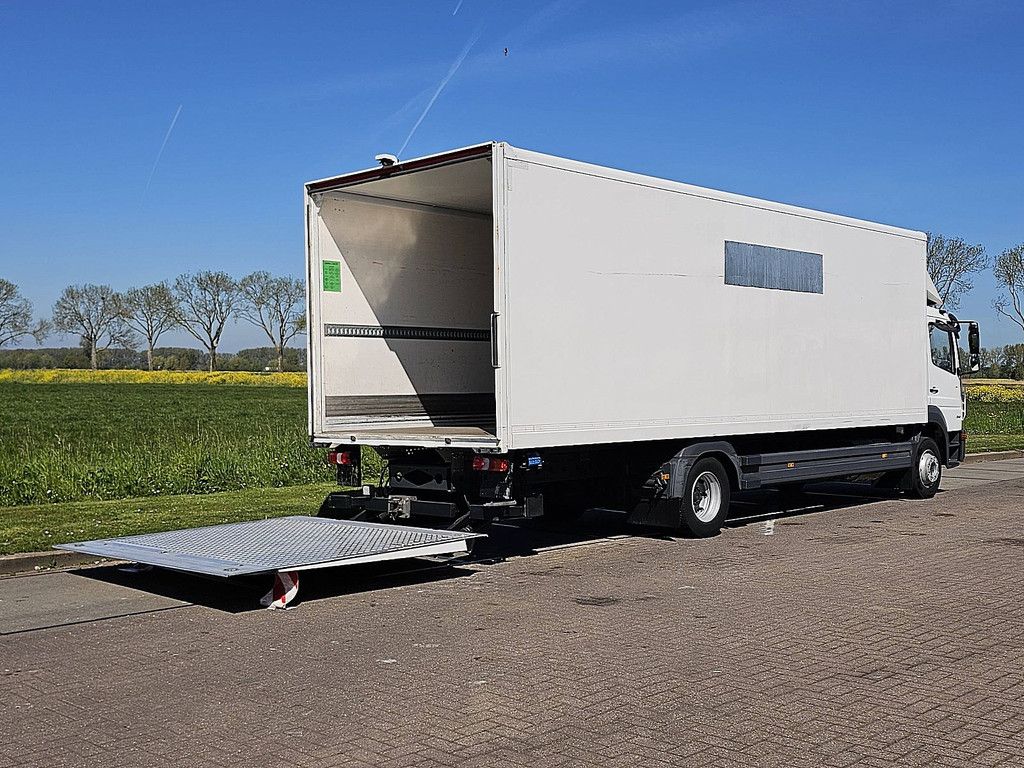 MERCEDES-BENZ ATEGO 1318