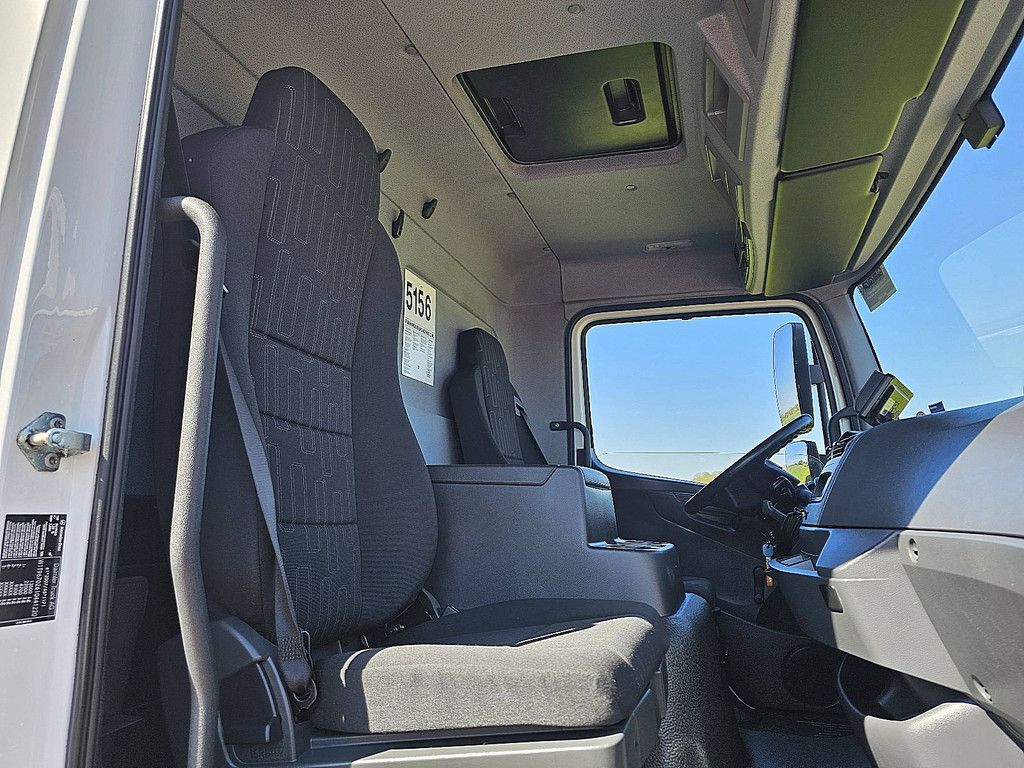 MERCEDES-BENZ ATEGO 1318