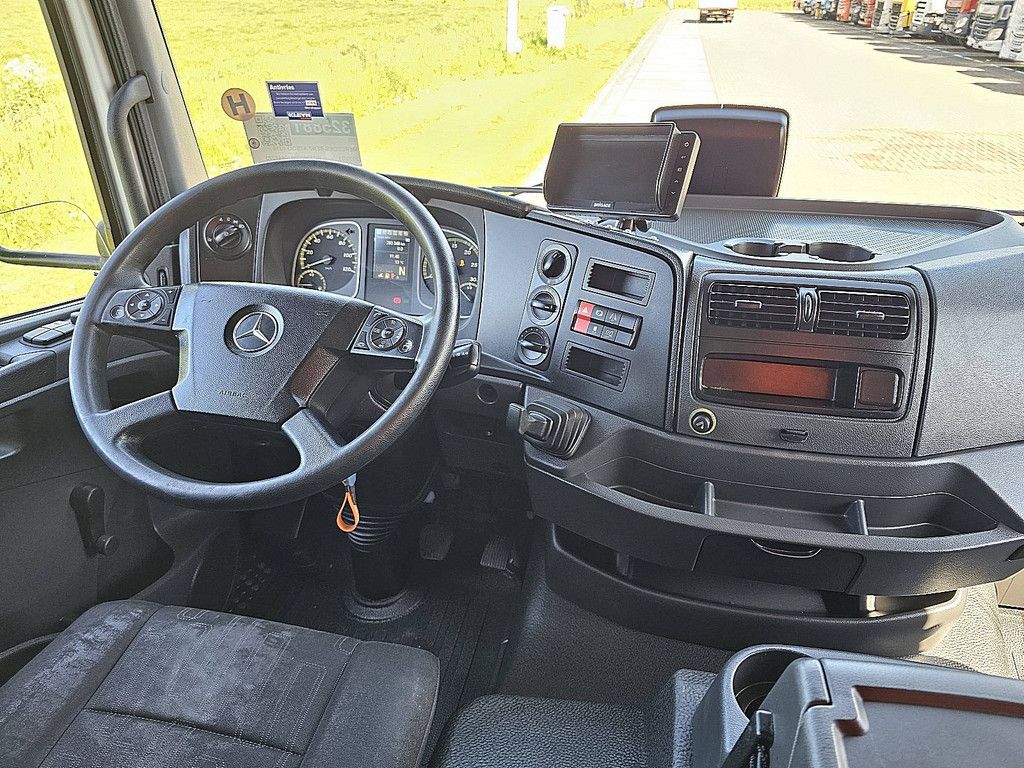 MERCEDES-BENZ ATEGO 1318