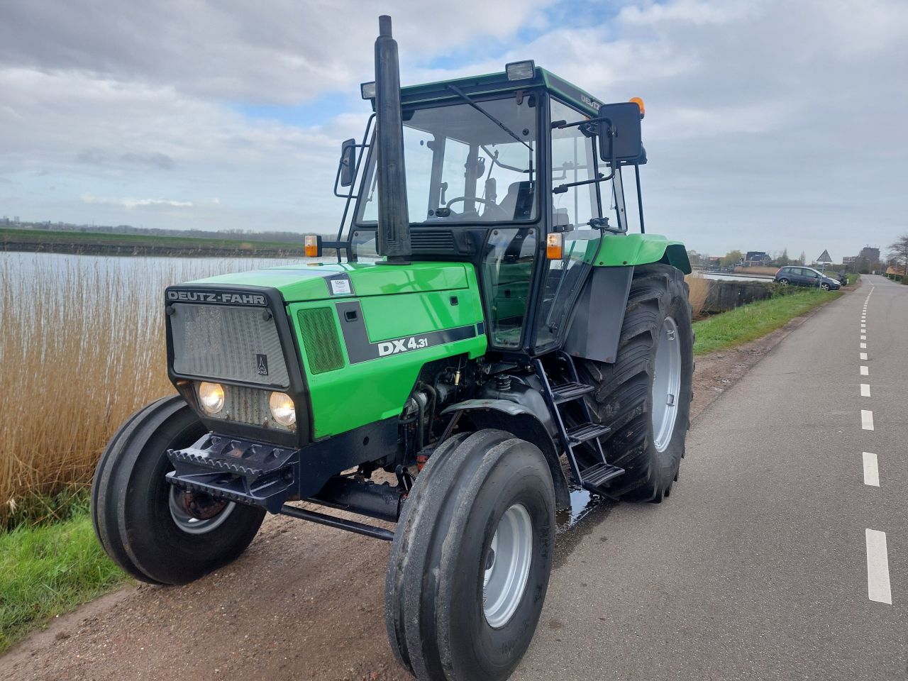 Deutz DX 4.31 40 KM