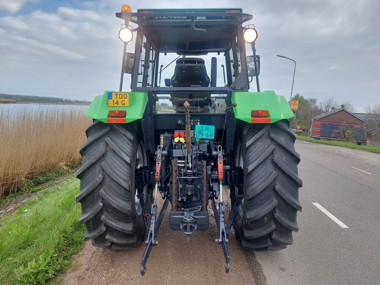 Deutz DX 4.31 40 KM