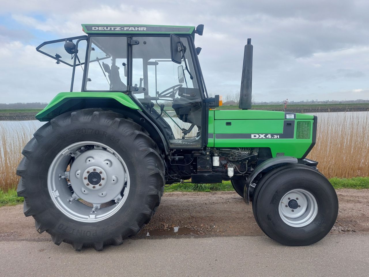 Deutz DX 4.31 40 KM