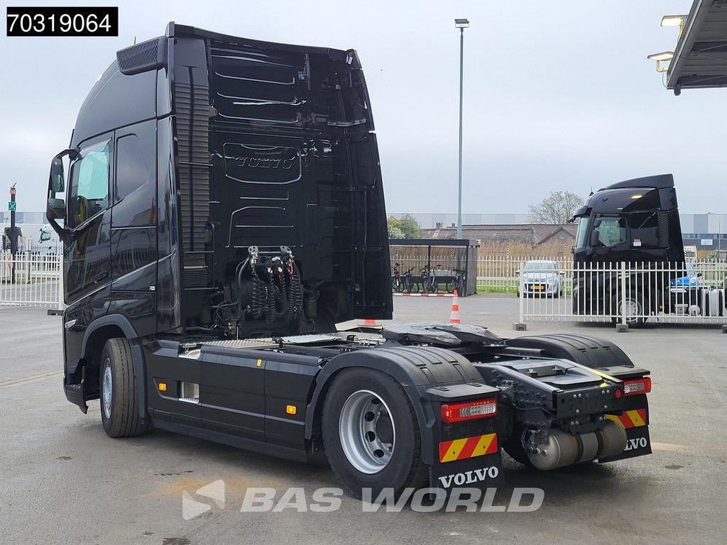 Volvo FH 500 4X2 XL Retarder 2xTanks ACC Navi I-ParkCool