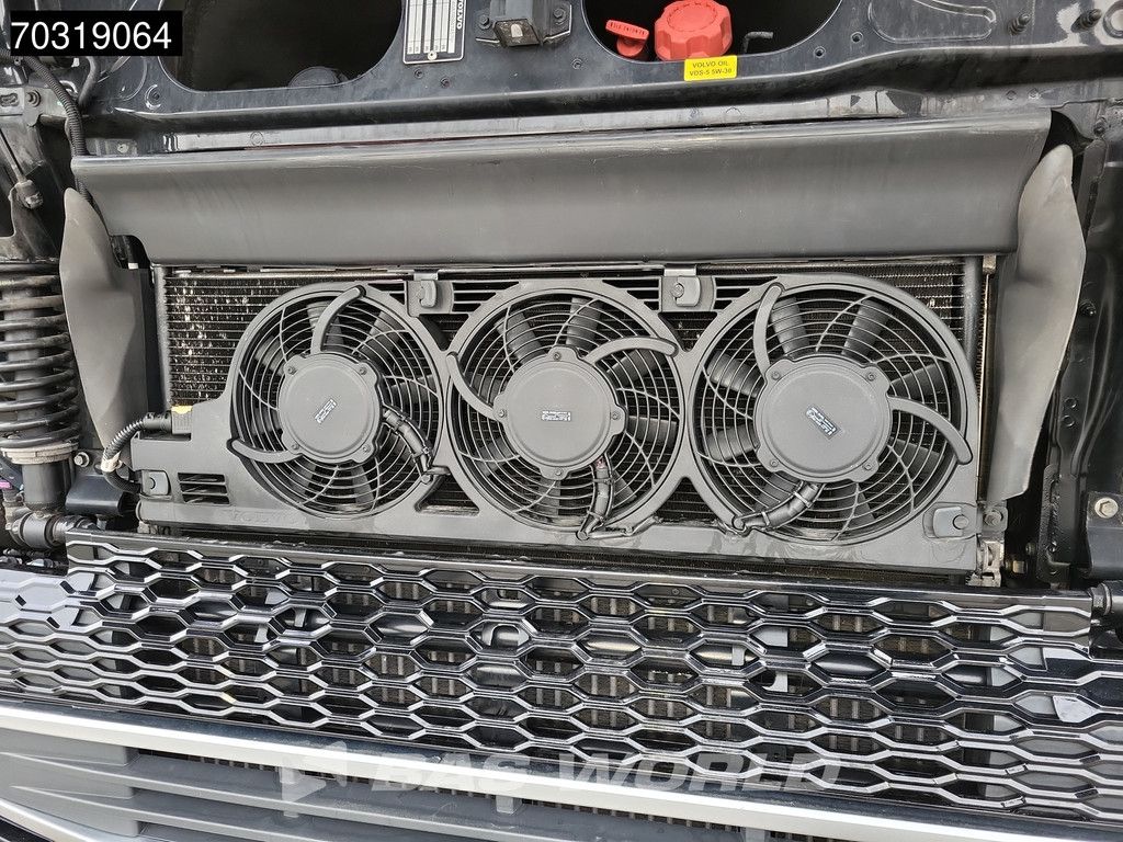 Volvo FH 500 4X2 XL Retarder 2xTanks ACC Navi I-ParkCool