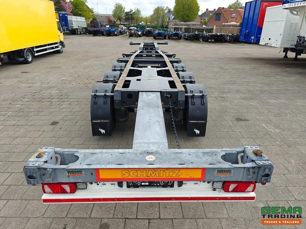 Schmitz Cargobull SCB S3D 2 x 20 Fuß, 1 x 30 Fuß, 1 x 40 Fuß – Heckantrieb – 3-achsige Schmitz-Scheibenbremsen – BE-Zulassung