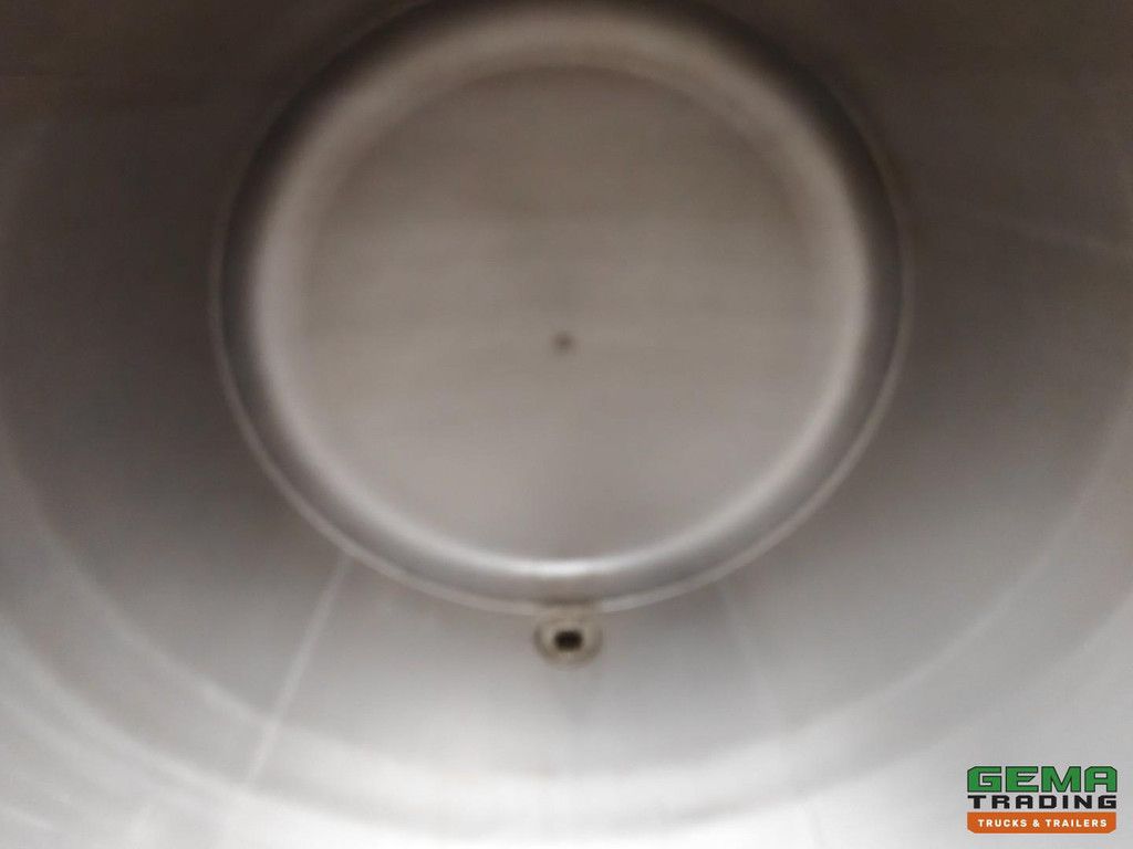 Magyar SR A1 SD4A0N 28.000 l – Isolierter Chemie-/Landwirtschaftstank – Edelstahl – 1 Kammer – Alcoa – 5.500 kg – 3-Achs-SAF-Scheibenkupplung