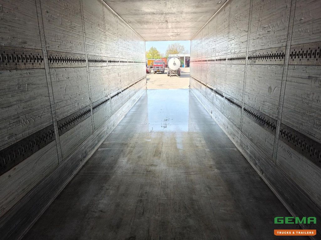 Schmitz Cargobull SCB S3B 13.6m Insulated Box - Disc Brakes - Pallet Box - 3-Axle Schmitz Disc