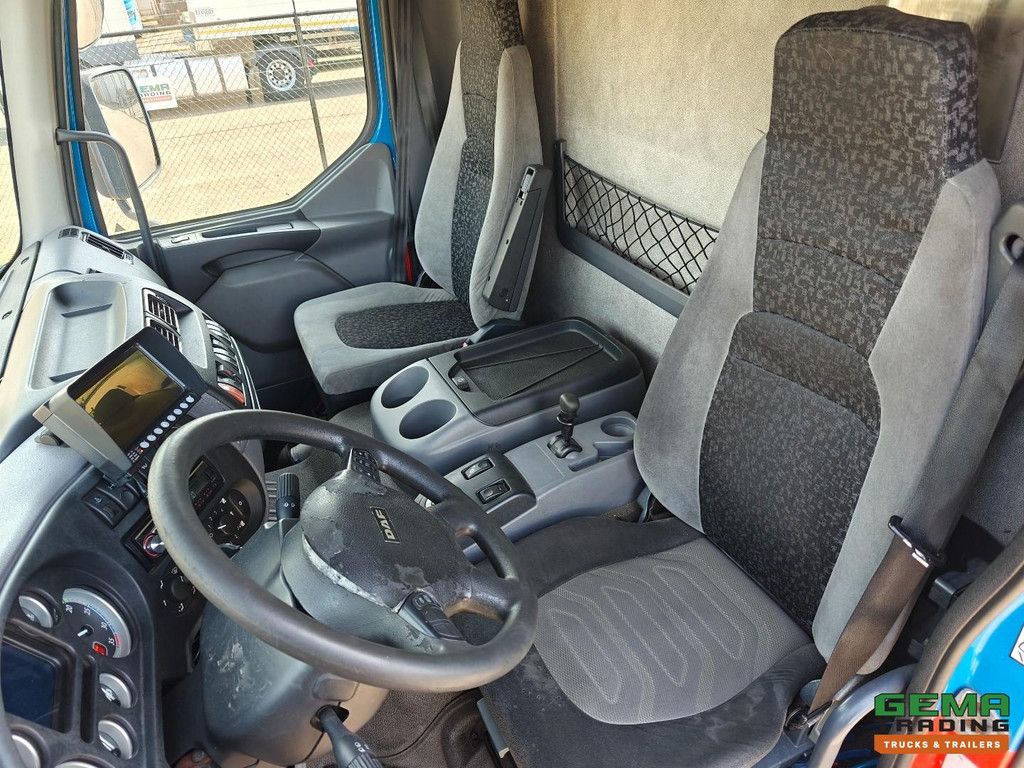 DAF FA LF55.250 4x2 DayCab Euro5 - 19T - Enclosed Body 8.5m + Tail Lift 2000kg - SmartTacho V2 - Webasto - NL Truck