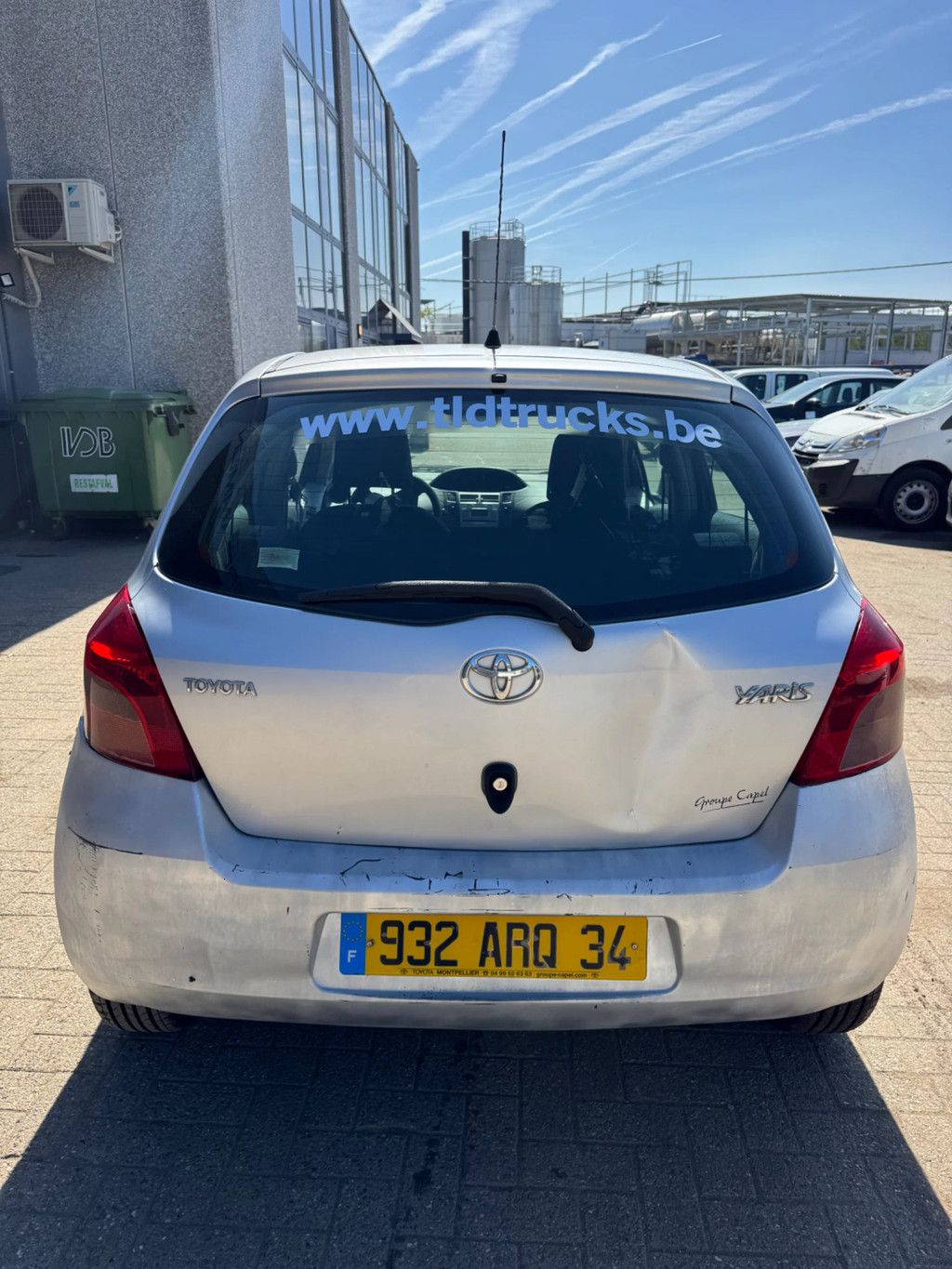 Toyota Yaris **5DOORS-AIRCO**