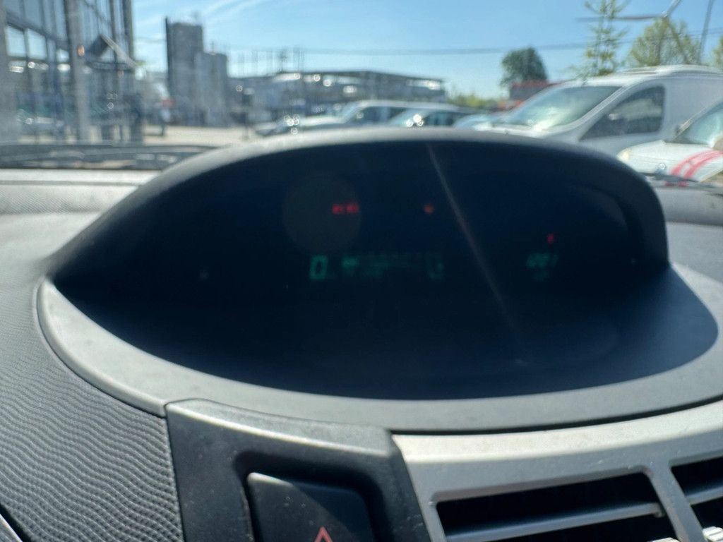 Toyota Yaris **5DOORS-AIRCO**