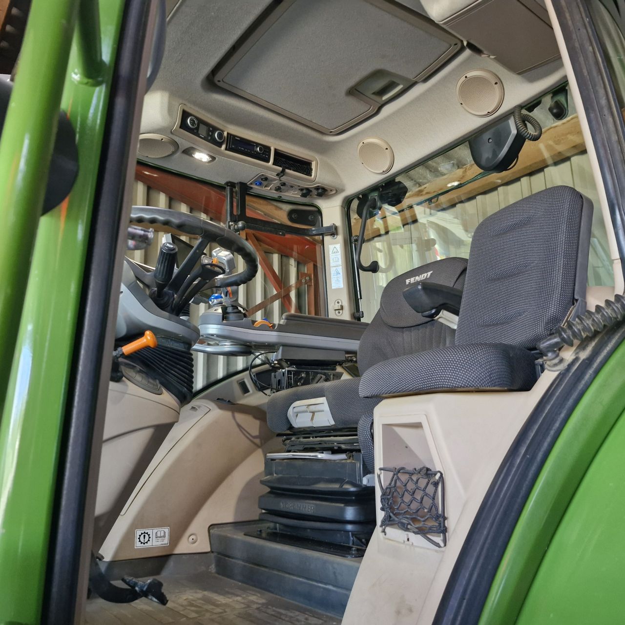 Fendt 718 profi plus