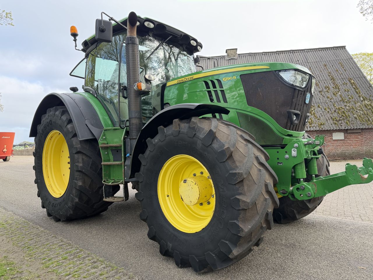 John Deere 6190R