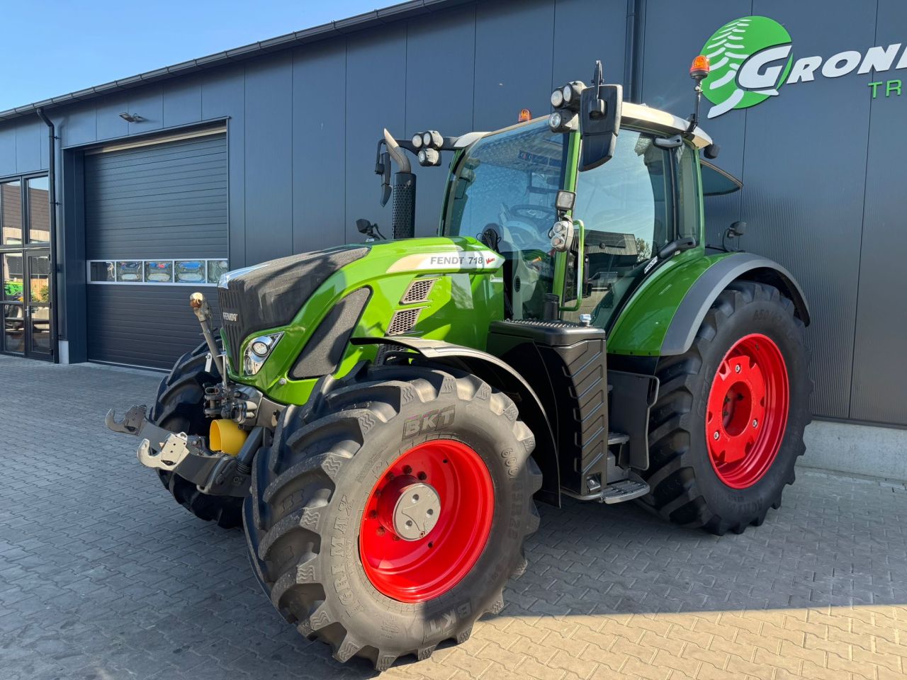 Fendt 718 S4 Profi