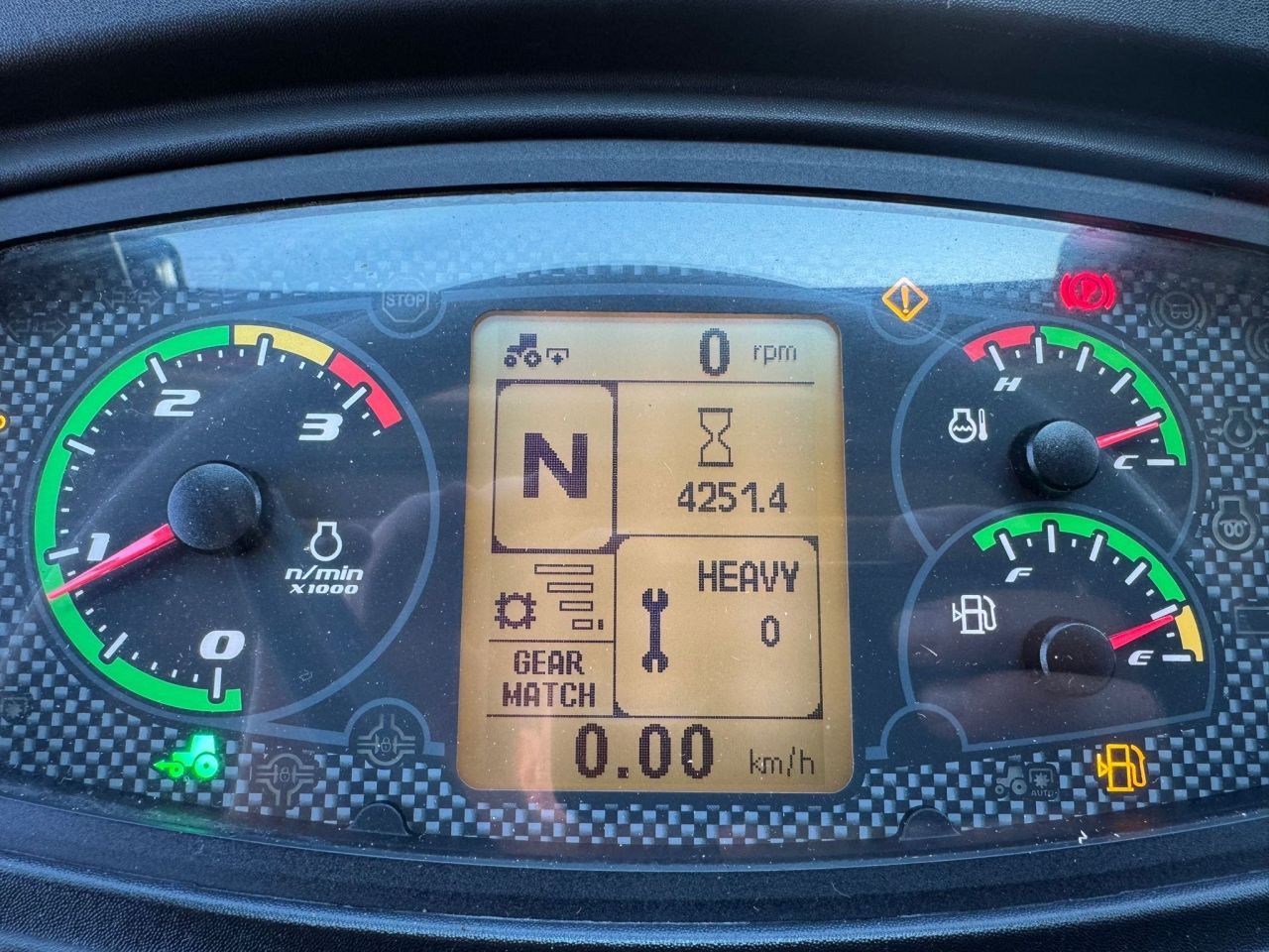 Case Farmall 115U PRO