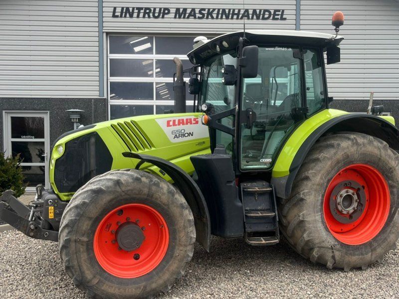 Claas ARION 650 Cebis med frontlift
