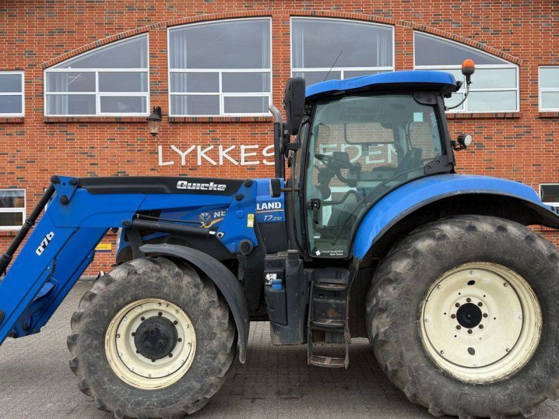 New Holland T7.210 AC + Quicke Q76