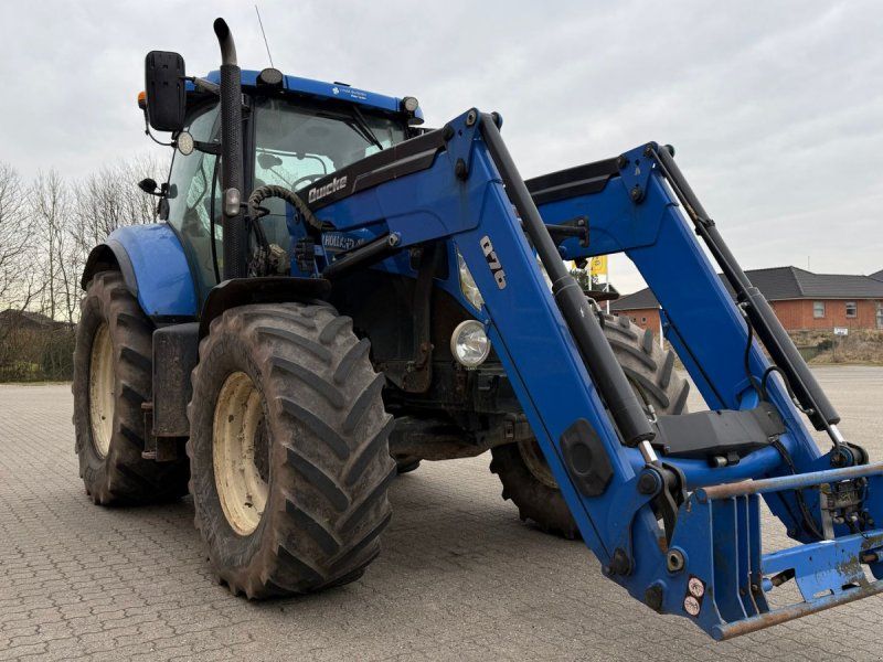 New Holland T7.210 AC + Quicke Q76