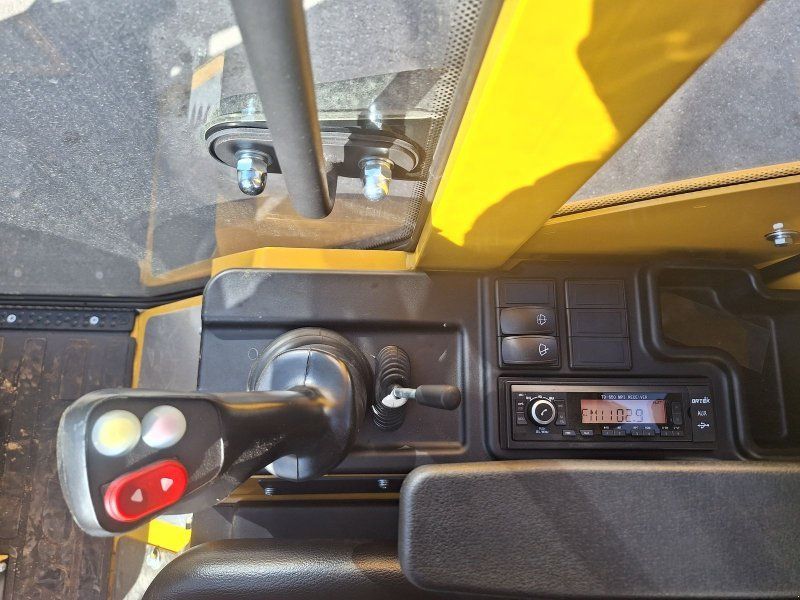 Eurotrac W 12 CS