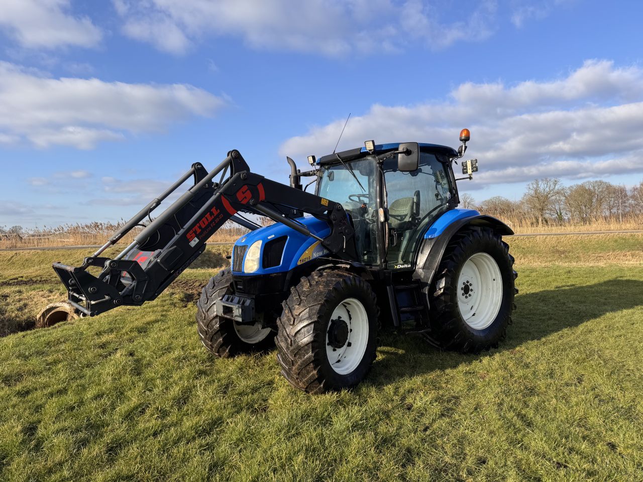 New Holland T6010 met voorlader
