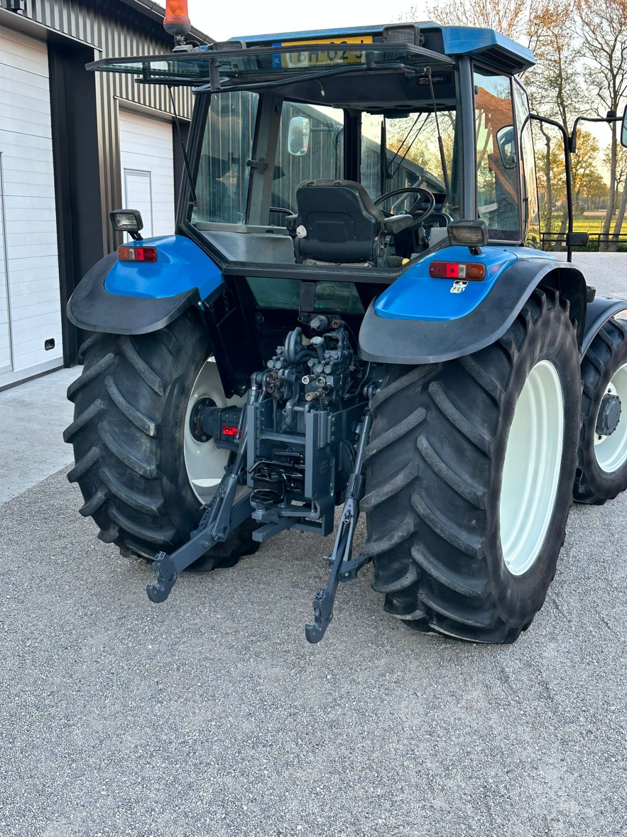 New Holland 7740