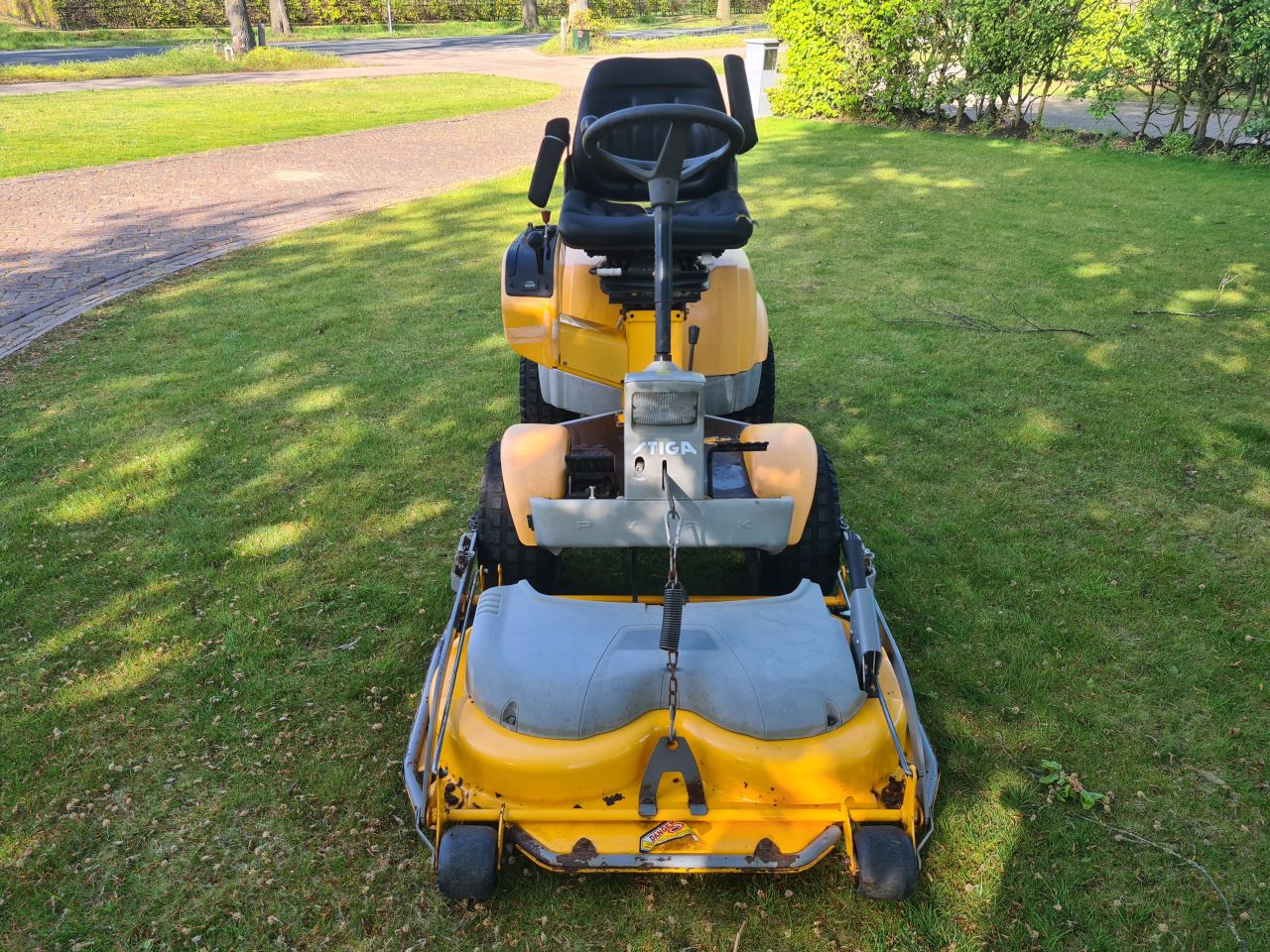 Stiga park Pro 20 stuurbekrachtiging 2 cilinder Vanquard.