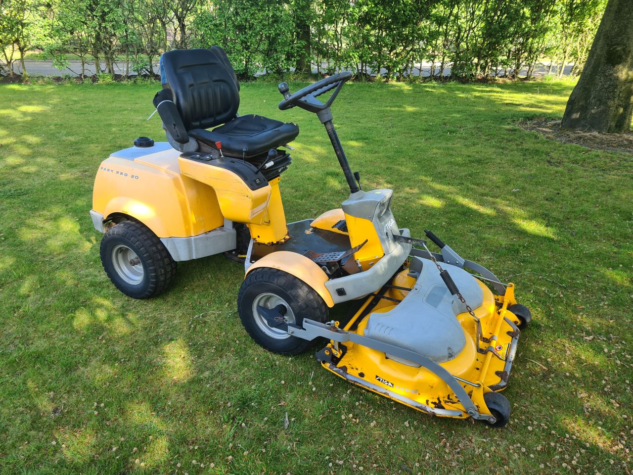 Stiga park Pro 20 stuurbekrachtiging 2 cilinder Vanquard.