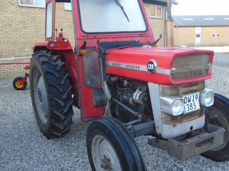 Massey Ferguson 135