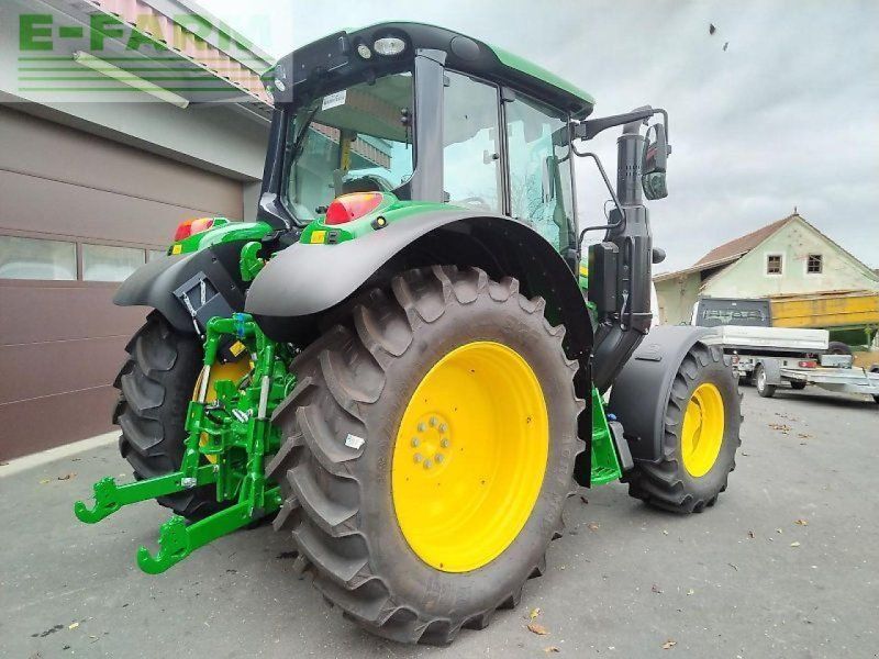 John Deere 6100m