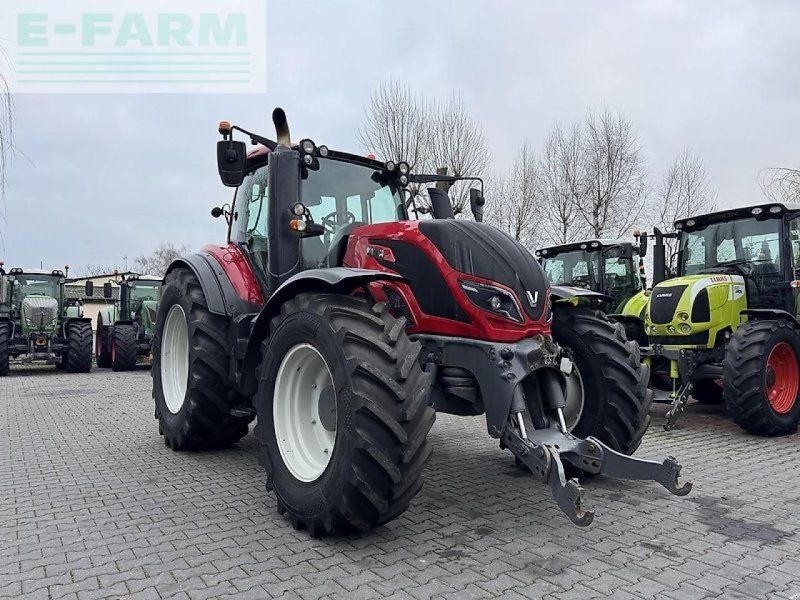 Valtra t234 versu