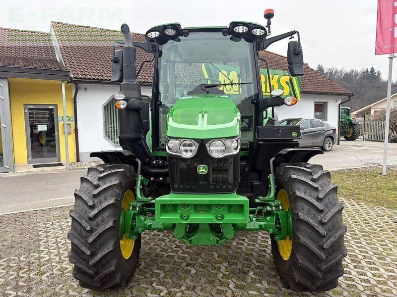 John Deere 6100m