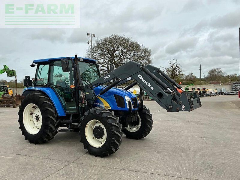 New Holland t5040  (st25992)