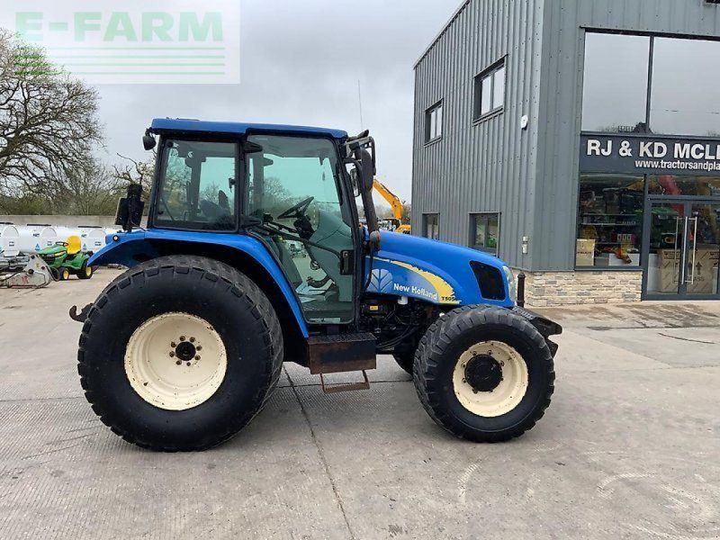 New Holland t5050  (st25988)
