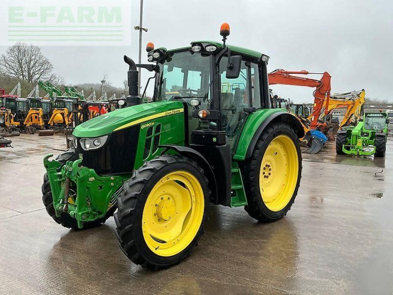 John Deere 6090m  (st26116)