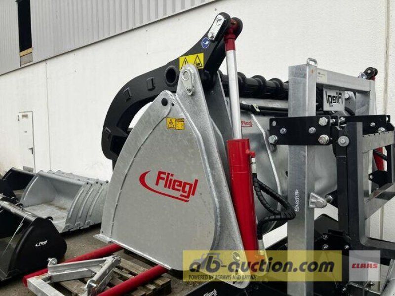 Fliegl SILOGREIFSCHAUFEL STAND