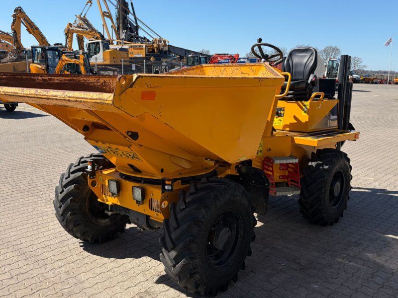 Thwaites 3 tonne