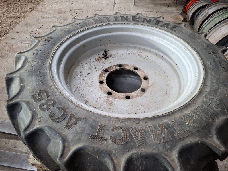 Continental 2 Stück 280/85R28 mit Felge