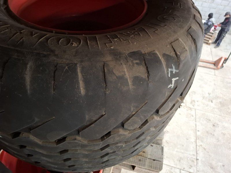 Vredestein 2 Stück : 700/45R22,5