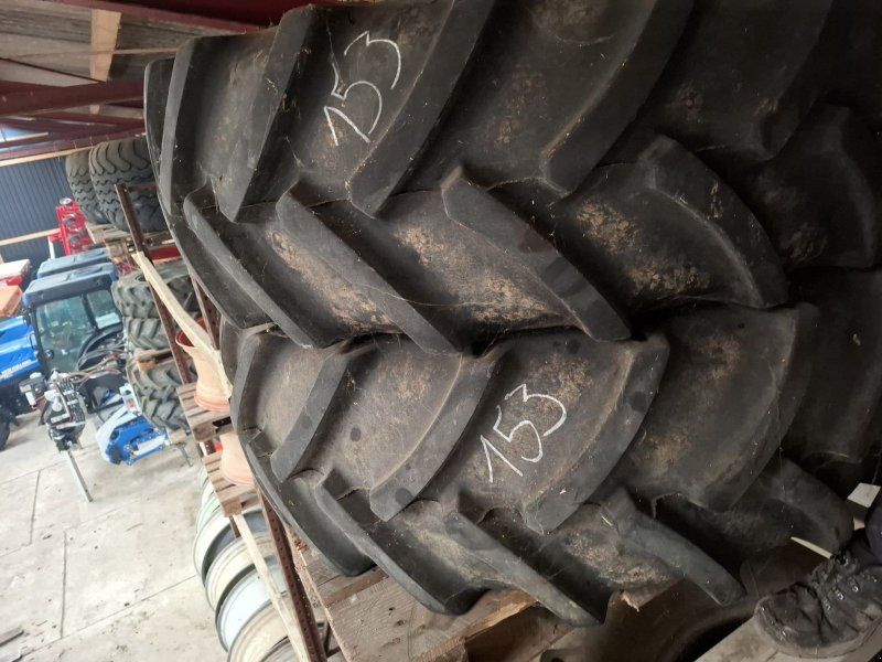 Mitas 2 Stück 380/70R28 mit Felgen