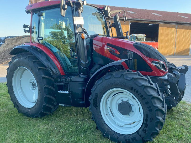 Valtra G125 Versu