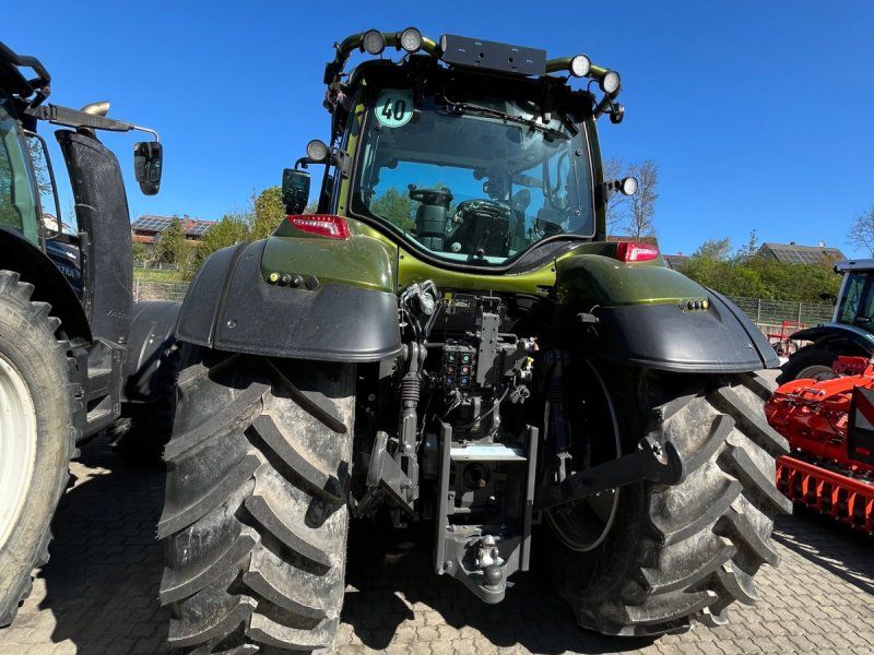 Valtra T 175 A mit FK und Rüfa