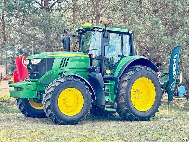 John Deere 6175M